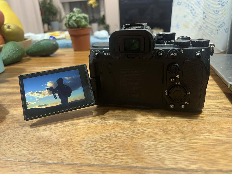 Sony A7 IV тяло на 11288кадъра
