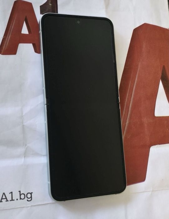 КАТО НОВ 512GB Samsung Z Flip 6 Гаранция A1 2026 г. Mint | Зелен