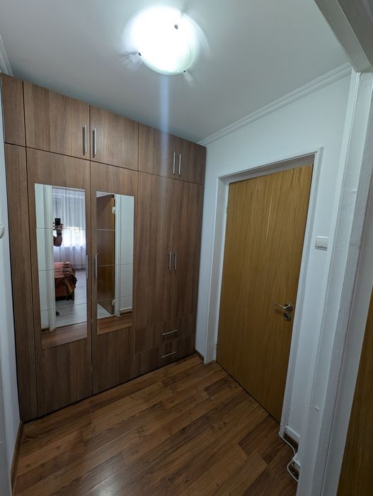 Închiriez apartament 2 camere Trivale complex 1