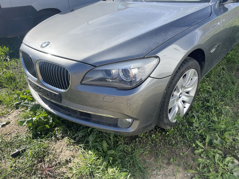 Aripa dreapta fata BMW  F01 F02 seria 7 A52 / 7  Impecabila