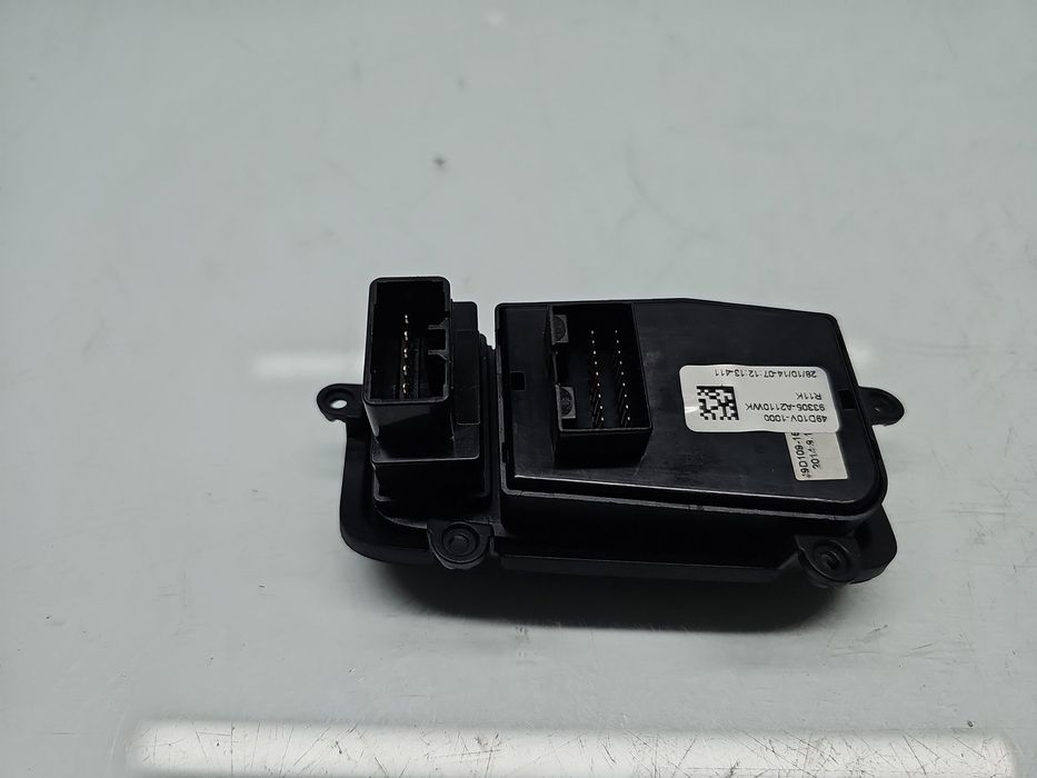 Butoane comenzi consola centrala KIA Ceed (JD) [Fabr 2012-2018] 93305-