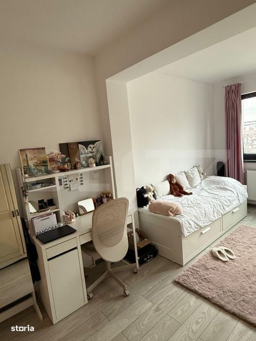 Apartament cu 3 camere, 84 mp, parcare subterana, zona - Tractorul