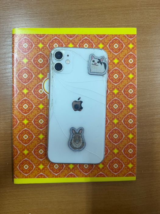 iphone 11 цвет белый 64 гб