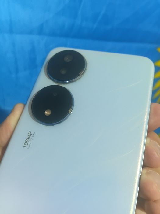 Honor x7b срочно сатылады