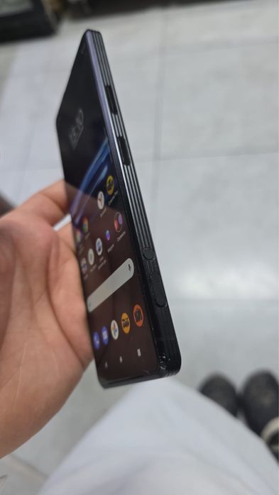 Продам Sony Xperia Pro I