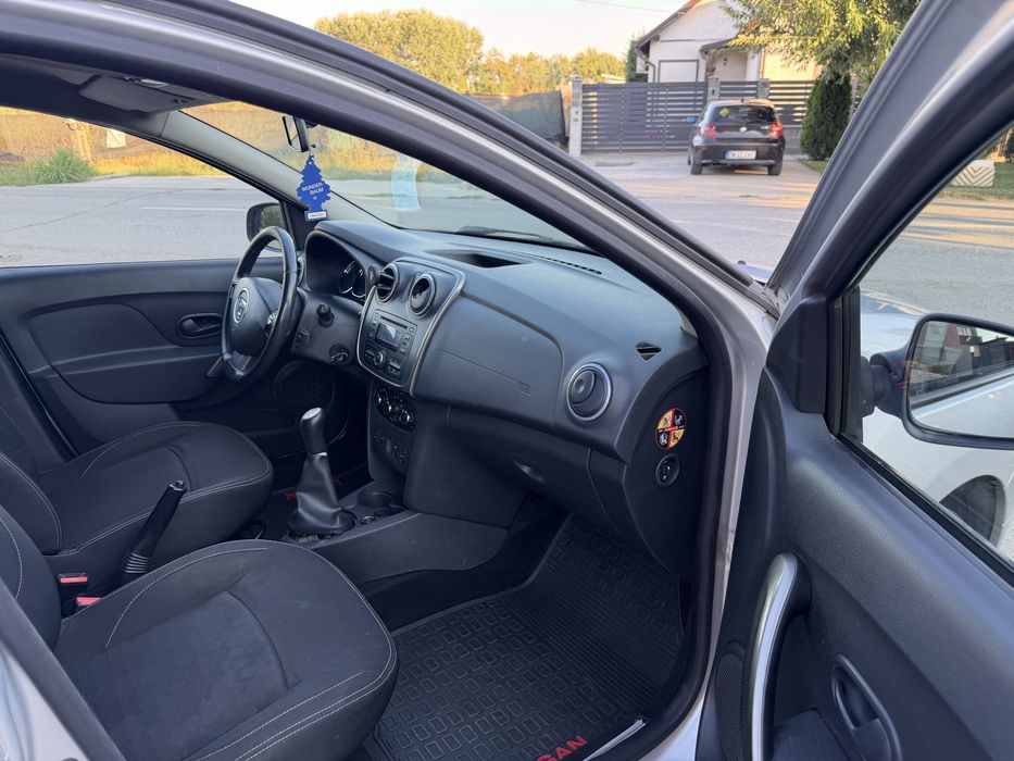 Dacia Logan 0.9 benzina / Aer condiționat