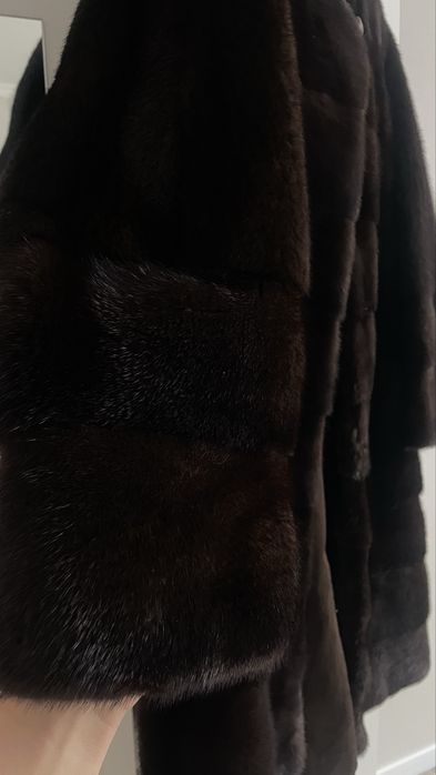 Продам натуральную шубу