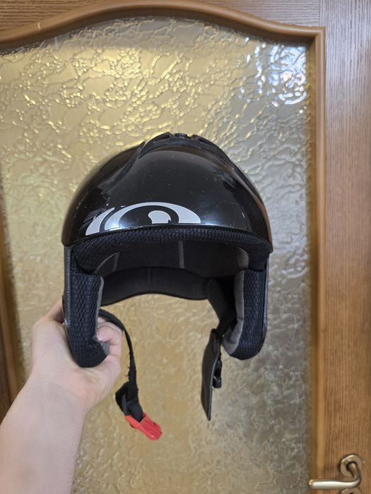 Каска за ски за възрастни