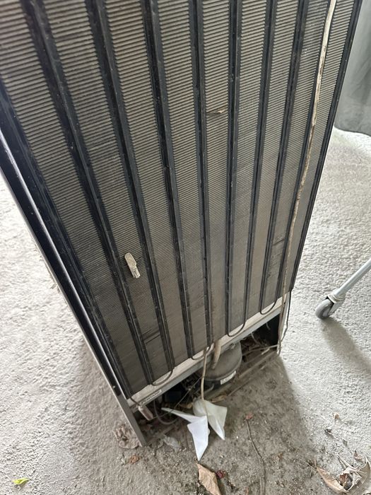 Холадилник indesit