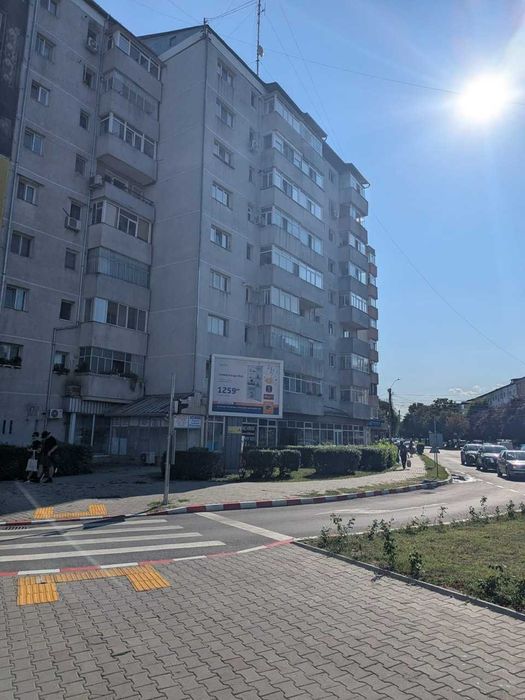 Spatiu comercial in suprafata de 225 mp-Focsani-central -intersectie zona Big