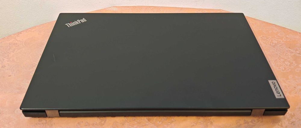 15.6 4K Ultra HD IPS 600 nits. 100% Adobe RGB/Intel Core i7-10750H/NVidia GTX 1050 4GB/16GB RAM/512GB SSD NVMe/Lenovo ThinkPad T15p WorkStation