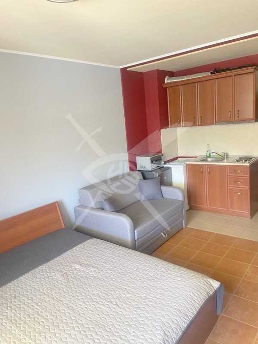 Продава се Едностаен апартамент в Созопол - 40 кв.м за 1613 €/кв.м - Снимка #1