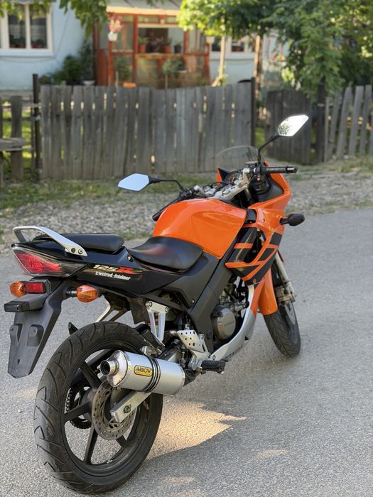 Vand Honda CBR 125r