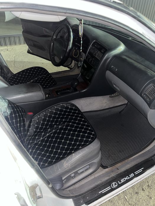 Продам Lexus gs300