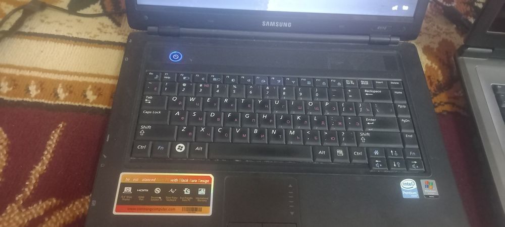 Ноутбук самсунг R510