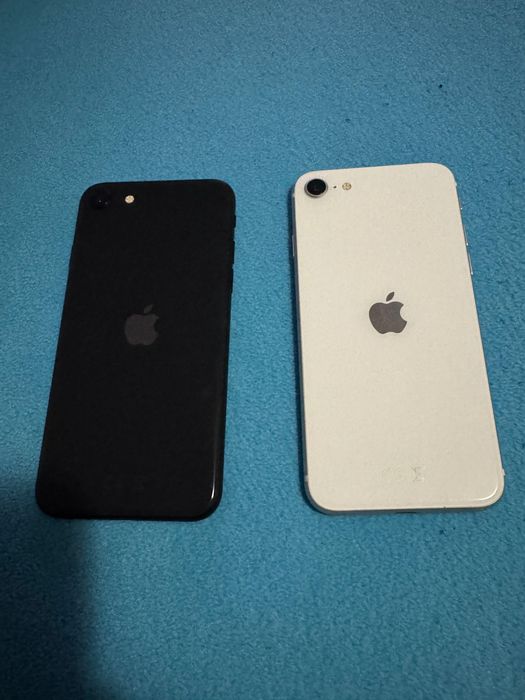 De vânzare 2 iPhone și o tabletă iPhone