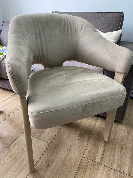 Столове 2 бр.,  кадифе, мострени