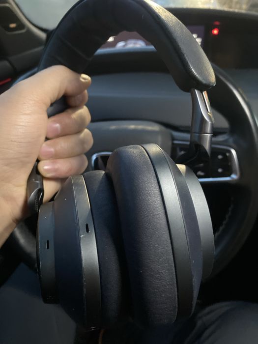 Наушник Bowers & Wilkins