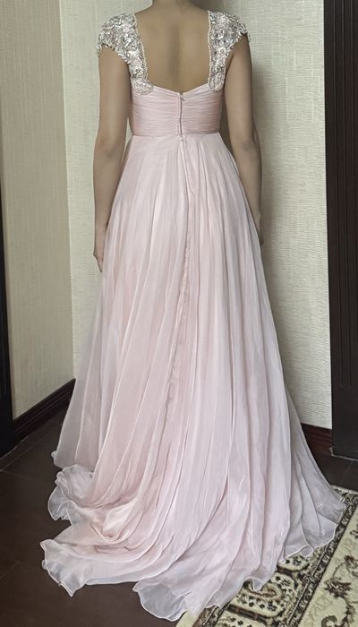 платье на выпускное/ мероприятие