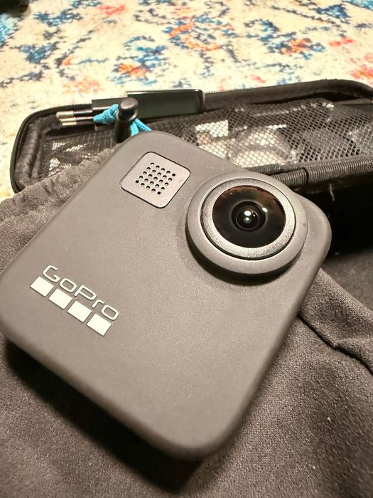 Екшън камера GoPro Max