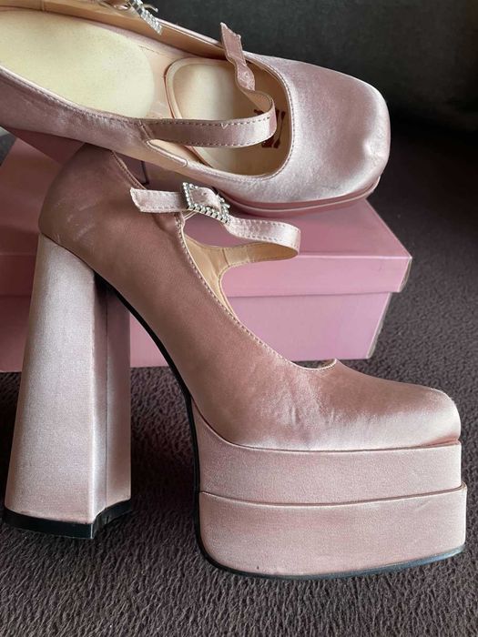 Дамски обувки, цвят пудра - сатен