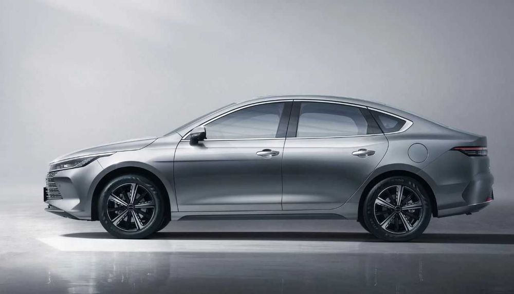 Такси Бизнес-класса — BYD Song Plus, Chazor, HONGQI