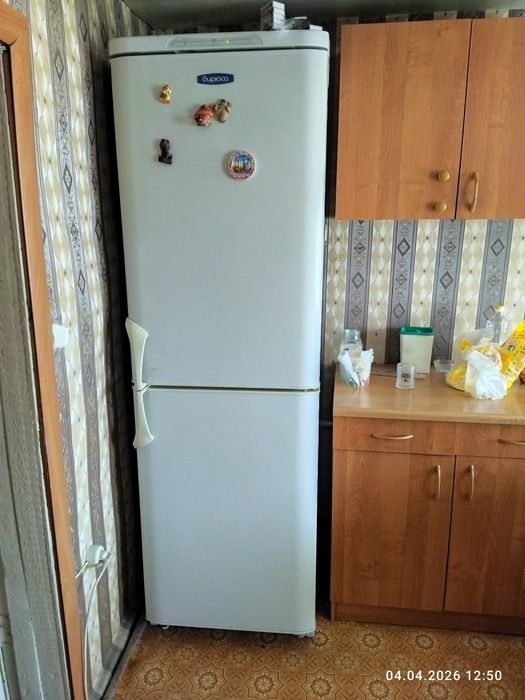 Продам холодильник бирюса