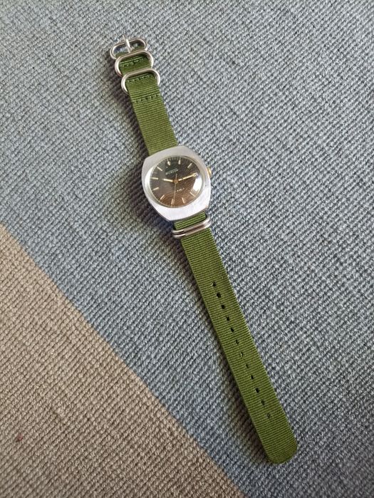 Ceas Wostok cadran superb