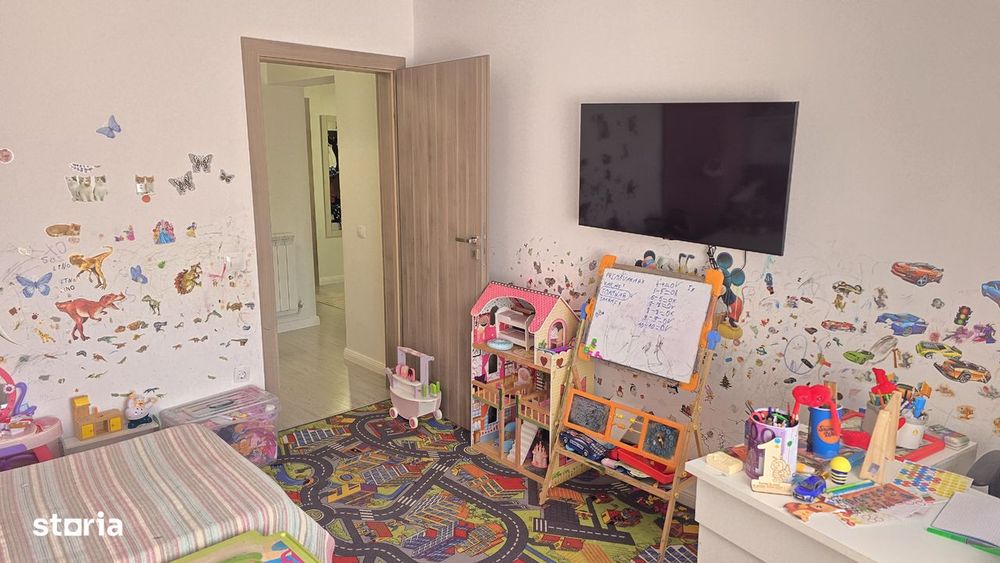 Vand apartament cu 3 camere decomandat  Deva, GARAJ, BOXA Imp. Traian