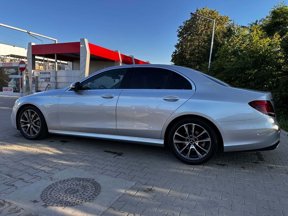 Vând Mercedes-Benz, E-Class E220d, W213
