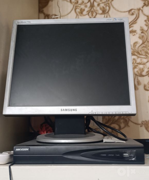 Монитор Samsung SyncMaster 710N — 17 дюймов, LCD
