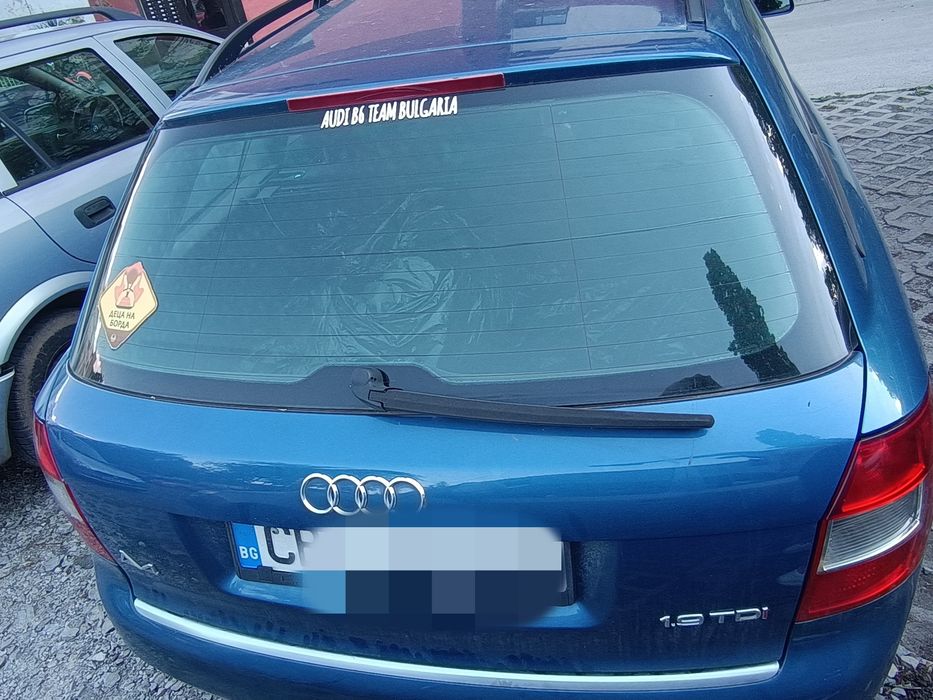 Продавам Ауди А4В6