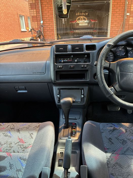 Продам Toyota Rav4