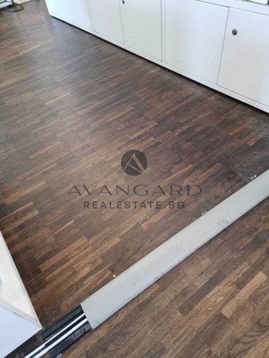 Продава се Тристаен апартамент в Пловдив, Изгрев - 68 кв.м за 975 €/кв.м - Снимка #3