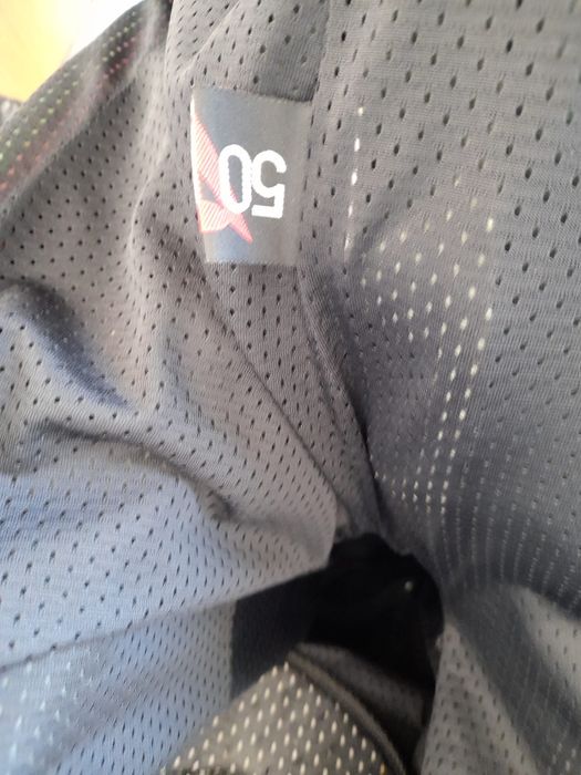 Vand Geaca Dainese