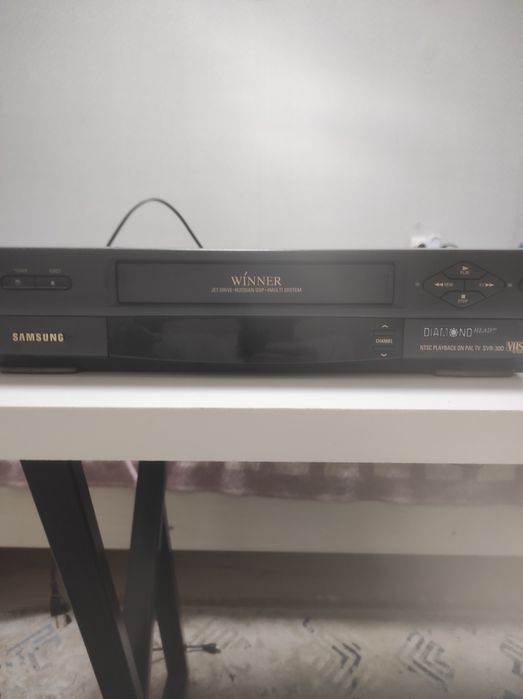Видеомагнитофон samsung