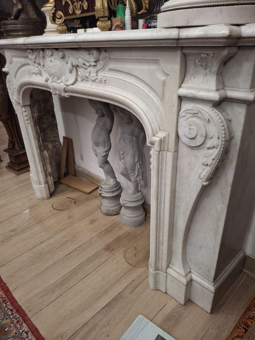 Șemineu ornamental marmură albă de Carrara