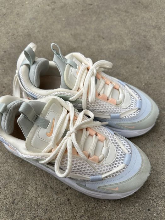 Маратонки Nike Air Max Furyosa