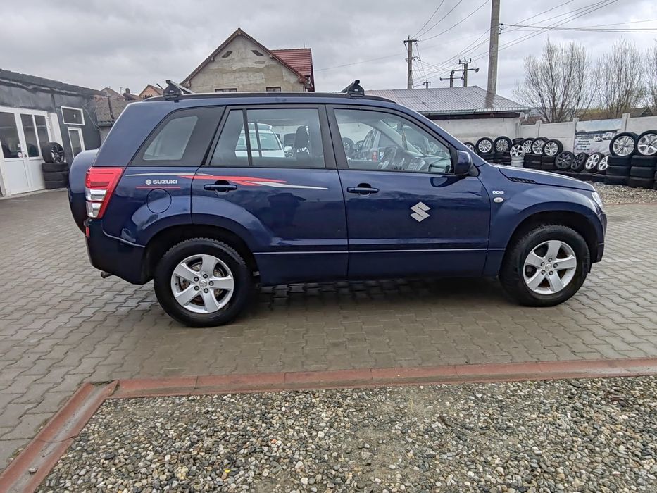 Vând sau schimb Suzuki grand vitara