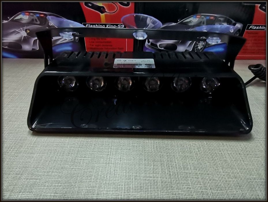 Ново!Мощен Жълт LED Авариен сигнален блиц за табло! 6 LED Пътна Помощ!