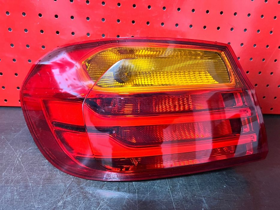 Stop stanga pe aripa bec si led Bmw Seria 4 F32