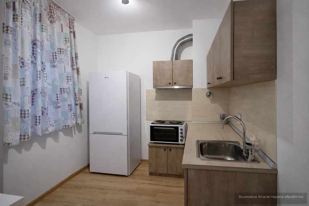 Дава се под наем Двустаен апартамент в Варна, Център - 41 кв.м за 418.71 € - Снимка #2