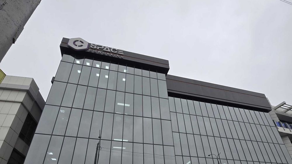 В аренду нежилое площадь на первом этаже Отдельно стоящего здания