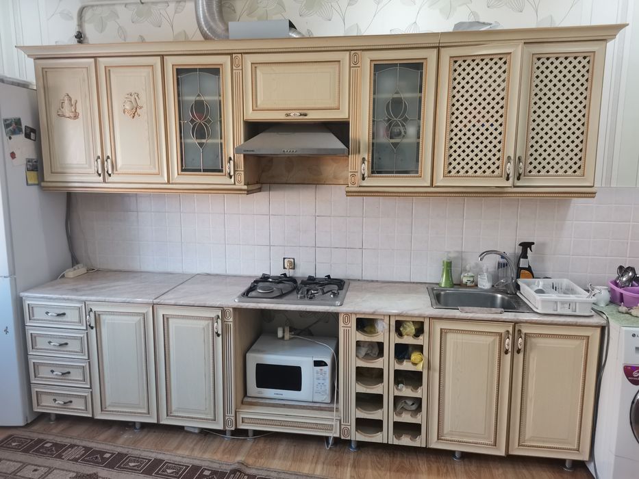 Куханный гарнитур