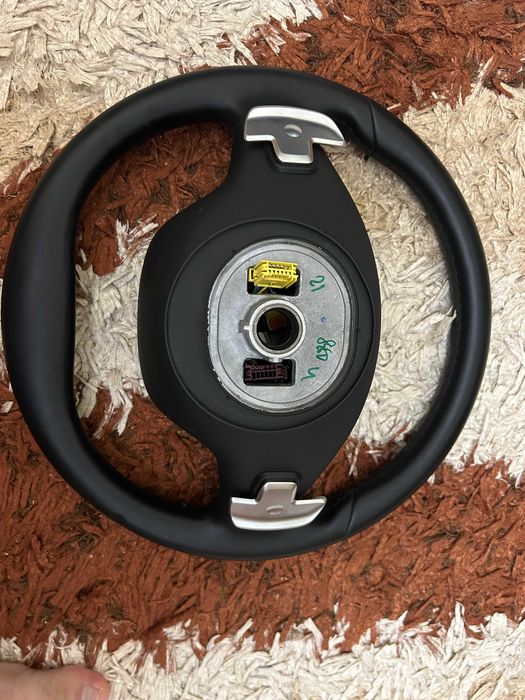 Продам руль Мерседес W222