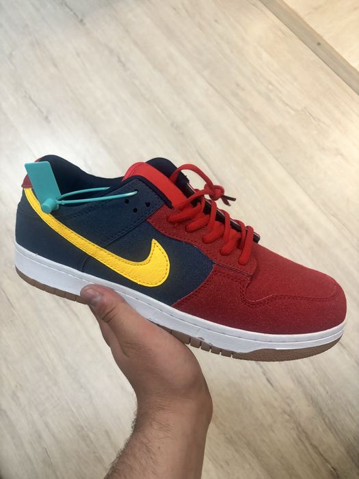 Продам мужские кроссовки