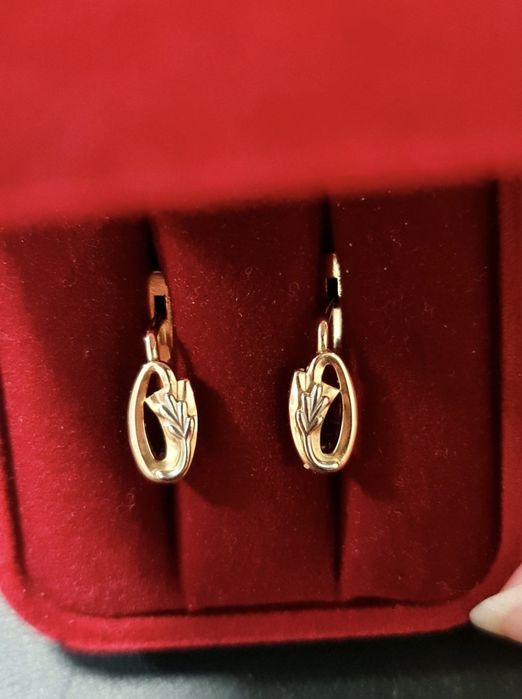 Золотые серьги 583 пробы