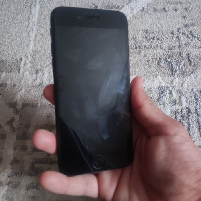 Iphone SE 2 год2020 память 128gb гб