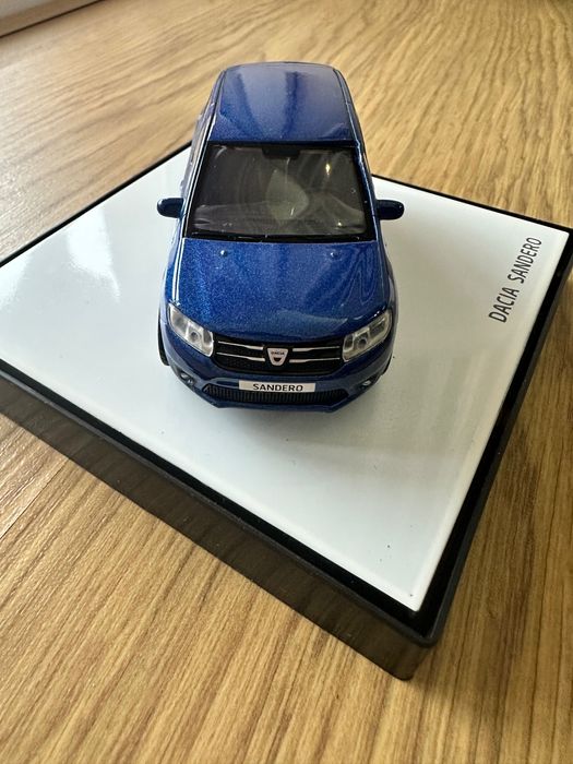 Macheta Dacia Sandero KFT 1/43