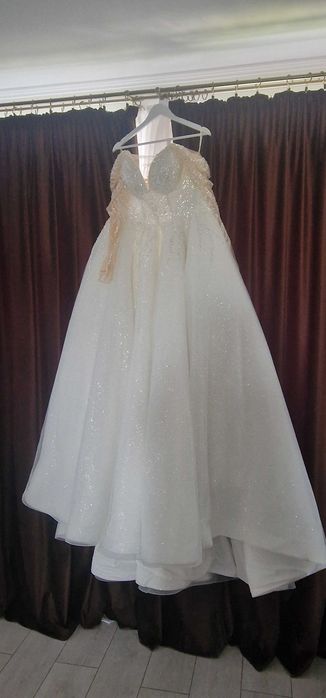 Rochie Mireasa noua
